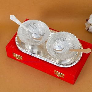 Ensemble de bols à motif floral en aluminium plaqué argent indien fait à la main pour la décoration de la cuisine à la maison et les fêtes de mariage cadeau de retour - Product Image 2