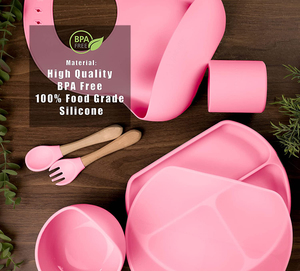 Vente en gros <span class=keywords><strong>Ensemble</strong></span> de <span class=keywords><strong>repas</strong></span> pour bébé en silicone de qualité alimentaire Bavoirs pour bébé antidérapants Facile à nettoyer <span class=keywords><strong>Ensemble</strong></span> de bols et cuillères en silicone pour nourrisson - Product Image 3