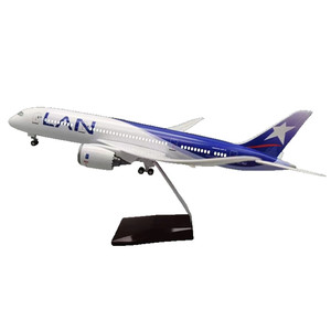 Modèles d'avions Boeing 787 AIR à l'échelle <span class=keywords><strong>1</strong></span>:130 (43 cm) avec roues et lumières LED, design personnalisé de luxe, en vente - Product Image 5