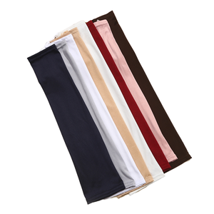 Manicotti da Ciclismo Unisex Personalizzati con Stampa a Trasferimento Termico, in Poliestere Traspirante UV 30g, Protezione Solare Estiva 'Cool Summer Ice' - Product Image 4