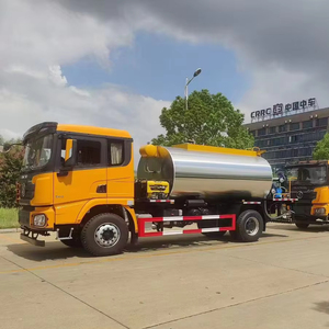 Dongfeng 10 tonnes distributeur d'asphalte intelligent <span class=keywords><strong>camion</strong></span> direction droite pulvérisateur de bitume de carburant diesel nouvel état manuel - Product Image 1