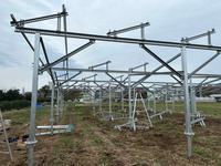 Support de montage solaire en acier Zn-Al-Mg spécial pour serre agricole, pour système d'énergie solaire