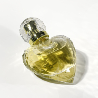 Nouveau Design Pompe De Pulvérisation Atomiseur Bouteille De Parfum En Verre En Forme De Coeur Boîte Cosmétique Huile Essentielle Bouteille De Parfum Vide 50ml