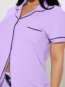 Conjunto de Pijama Clásico con Cuello Solapa para Mujer, Ribete en Contraste, Manga Corta y Pantalones Cortos, Dos Piezas, Ropa de Dormir - Product Image 3