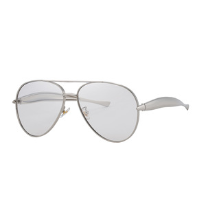 2025 en forma <span class=keywords><strong>de</strong></span> <span class=keywords><strong>gafas</strong></span> <span class=keywords><strong>de</strong></span> <span class=keywords><strong>sol</strong></span> para mujer, nuevas <span class=keywords><strong>gafas</strong></span> <span class=keywords><strong>de</strong></span> <span class=keywords><strong>sol</strong></span> lisas Retro <span class=keywords><strong>de</strong></span> Metal, <span class=keywords><strong>gafas</strong></span> <span class=keywords><strong>de</strong></span> <span class=keywords><strong>sol</strong></span> <span class=keywords><strong>de</strong></span> moda para mujer avanzadas - Product Image 6