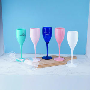 Venta de fábrica Logotipo personalizado y color Hielo Imperial Rosa Blanco Negro Plástico Ps Copa acrílica Copas de champán Copas de vidrio - Product Image 1