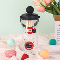 Nouvelle tasse créative portable en plastique avec balle flottante, séparateur de thé d'été, tasse à paille, tasse d'extérieur portable pour femmes, vente en gros