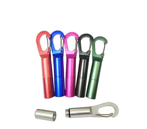 Clip per moschettone da arrampicata scatola per moschettone a forma di moschettone scatola per pillole in metallo Mini tasca da viaggio custodia per pillole in metallo in alluminio