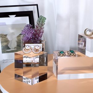 Venta al por Mayor de Fábrica: Exhibidores y Estantes de Almacenamiento de Acrílico Personalizados para Joyería y Perfumes de Escritorio - Product Image 6