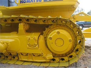 Bulldozer Komatsu D65EX-18 d'occasion à prix avantageux, état d'origine, moteur Cummins, bulldozer à chenilles - Product Image 4