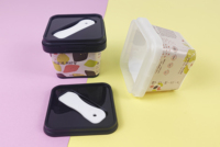 Tamper Evident Récipient alimentaire à usage unique en plastique 150ML Carré dans le moule Étiquette Gelato Box avec couvercle et cuillère