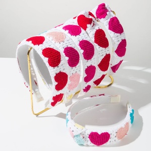 Bandeau de fête de la Saint-Valentin 2026, accessoire de cheveux tendance pour femmes, crochet rouge rose, cœur d'amour, nœud supérieur, bandeaux larges - Product Image 1