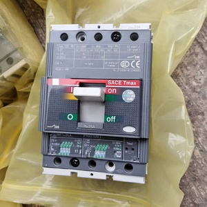 Nouveau et original RELIA GEAR 20 Disjoncteur tripolaire matériel en stock entrepôt PLC - Product Image 1