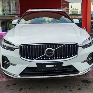 SUV Mediano de Lujo 2025 Volvo <span class=keywords><strong>XC60</strong></span> B5 <span class=keywords><strong>AWD</strong></span> 48V 5 Plazas de Lujo - Product Image 1