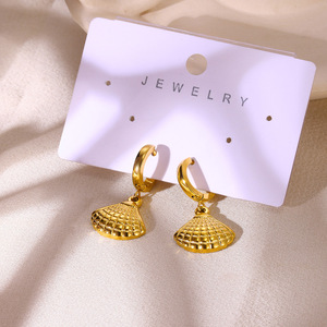 YWXS Fashion18k Pendentif en acier inoxydable en forme d'éventail, série Océan, été, plage, boucles d'oreilles gratuites pour femmes, vente en gros - Product Image 4