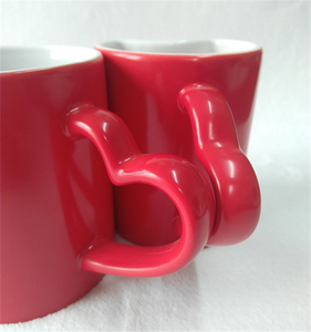 <span class=keywords><strong>Tazza</strong></span> di coppia in ceramica vuota con manico a forma di cuore a forma di cuore <span class=keywords><strong>tazza</strong></span> di caffè con stampa <span class=keywords><strong>personalizzata</strong></span> <span class=keywords><strong>per</strong></span> <span class=keywords><strong>san</strong></span> <span class=keywords><strong>valentino</strong></span> - Product Image 4