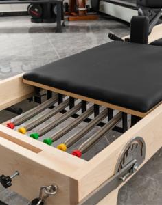 Máquina reformadora de Pilates 2 en 1, equipo de Fitness para <span class=keywords><strong>gimnasio</strong></span>, cama de entrenamiento de madera con torre para entrenamiento de Pilates - Product Image 6