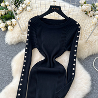 Robe élégante pour femmes, à manches longues, en tricot, moulante, décontractée, avec décorations en rivets argentés, pour un usage quotidien, robes pour femmes