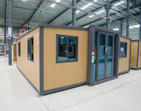 Conteneur extensible en bois clair à grain apparent, solution de cabine préfabriquée robuste pour l'hébergement des travailleurs de chantier – Solution en gros