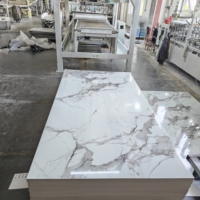 Panneau mural en marbre UV personnalisé, couleur et épaisseur au choix, durable pour les projets de construction résidentielle et la décoration intérieure