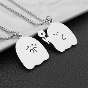 Best Selling Couple Set Jewelry Interesting Couple Animation Send Flowers Confession Set Pendant Necklace