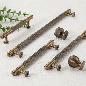 Tirador de Latón Estilo Francés Antiguo, Tirador de un Solo Orificio de Mediados de Siglo para Armarios y Gabinetes de Cocina (Latón Sólido) - Product Image 4