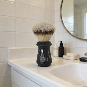 Brocha de Afeitar DISHI al por Mayor, Brocha de Afeitar para Hombre con Pelo Sintético, Mango de Resina y Plata - Product Image 6