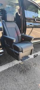 Asiento de Coche Eléctrico Ajustable de Cuero de Lujo YLD, Programable, Giratorio y Elevable, para Personas con Discapacidad, Usuarios de Sillas de Ruedas, Carga Máxima 150 kg - Product Image 2