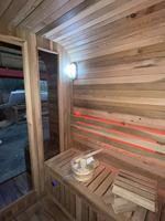 Neues Design Massivholz Traditionelle Sauna für 6 Personen Trockendampf-Würfelsauna für Draußen mit Saunaofen aus Rotzedernholz