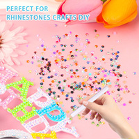 Ensemble de 40 strass plats avec colle B7000, pince à strass et stylo applicateur de cire pour le nail art DIY, la décoration de gobelets et les loisirs créatifs