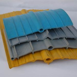 قوالب ذات أشكال شريط مطاطي للقفل، قوالب ذات رؤوس لتثبيت القوالب المعدنية من البولي فنيل كلورين لينة وقابلة للكبس والماء - Product Image 2