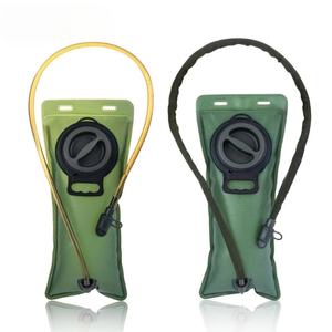 Mochila de Hidratación Táctica Impermeable de Alta Calidad con Capacidad de 3L y Múltiples Bolsillos para Senderismo, Ciclismo de Montaña y Camping - Product Image 2