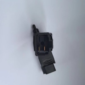 Nuevo interruptor de luz de freno Hino 84340-E0010 84550-1280 84380-218090 12V de repuesto para reparación - Product Image 2
