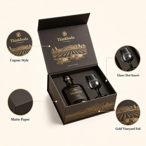 Caja de Regalo Personalizada para Coñac, Caja Rígida para Brandy con Lámina Dorada de Viñedo e Inserto de Vidrio, Empaque Premium para Brandy Francés - Product Image 3