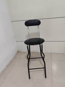 Chaises <span class=keywords><strong>de</strong></span> <span class=keywords><strong>bar</strong></span> pliantes en métal avec <span class=keywords><strong>de</strong></span> nouvelles couleurs <span class=keywords><strong>Coussin</strong></span> en PVC gris pour événements Chaises <span class=keywords><strong>de</strong></span> <span class=keywords><strong>bar</strong></span> pliantes en velours <span class=keywords><strong>Chaise</strong></span> portable - Product Image 2