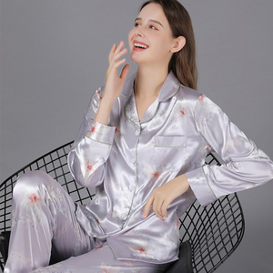 Conjunto de Pijamas de Satén <span class=keywords><strong>para</strong></span> Mujer, Súper Suaves y Ligeras, de Manga Larga, al por Mayor, Ropa de <span class=keywords><strong>Dormir</strong></span> y <span class=keywords><strong>para</strong></span> Estar en Casa - Product Image 3