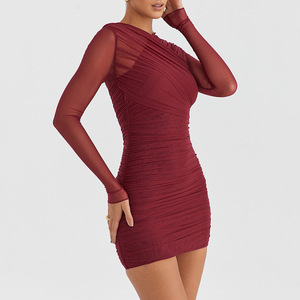 Robe courte moulante en maille à manches longues pour femme, style européen et américain, col en V, superposition transparente, idéale pour les soirées. - Product Image 2