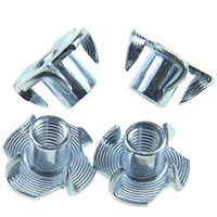 Tuerca en T DIN1624 de 4 Puntas M4 M6, Tuerca de Inserción de Cuatro Garras de Acero Galvanizado con Recubrimiento de Zinc, Clase 4.8, para Muebles y Carpintería