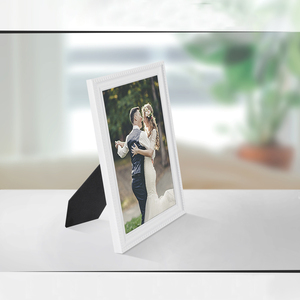 Wholesale Custom 5X7 Black and White <b>Plastic</b> <b>Picture</b> <b>Frame</b> Decorative Wedge Photo <b>Frame</b> - Product Image 3