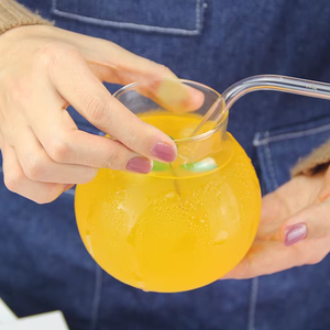 Copo de Vidro Borossilicato Artesanal com Canudo, Sustentável, Seguro para Alimentos, Livre de BPA, 500ml, Seguro para Lava-Louças e Micro-ondas, Copo de Suco Fofo - Product Image 6