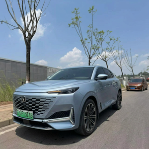 Changan UNI-K <span class=keywords><strong>IDD</strong></span> 2022 1.5T 130km Deluxe Híbrido Enchufable Automático SUV LHD Coche Usado Precio Mayorista Cuero Panorámico R21 - Product Image 1