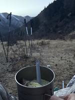 Ensemble de cuisine en titane personnalisé à faible MOQ avec logo, pot de camping léger, couvercle à marque privée, poignée pliable pour la randonnée