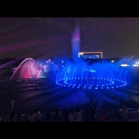 Fontaine d'extérieur à prix avantageux, en acier inoxydable, alimentée par batterie, avec pompe à eau et buses, et éclairage DMX RGBW 512 coloré