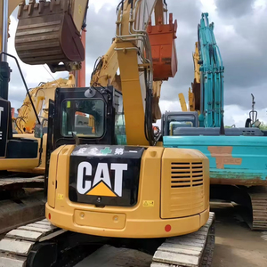 Excavatrice Cat308Ecr de seconde main en bon état, poids en ordre de marche de 8 tonnes, utilisée pour creuser avec composants de roulement central - Product Image 1
