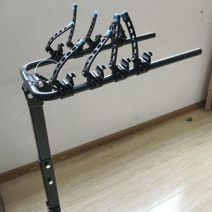 Porte-vélos carré pour 4 vélos, design <span class=keywords><strong>suspendu</strong></span> avec fixation carrée <span class=keywords><strong>de</strong></span> 2 pouces pour le <span class=keywords><strong>rangement</strong></span> <span class=keywords><strong>de</strong></span> voitures et <span class=keywords><strong>de</strong></span> vélos - Product Image 2