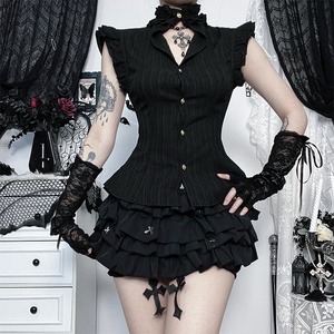 Damen Gothic Viktorianische Kurze Bluse mit Rüschenkragen und Ärmellosem Schwarzen Knopf-Oberteil für Sommerliche Dark Fashion Cosplay - Product Image 3