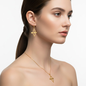 Ensemble de colliers pendentifs Flèche de Cupidon en acier inoxydable, design géométrique, bijoux à porter au quotidien, cadeau - Product Image 3