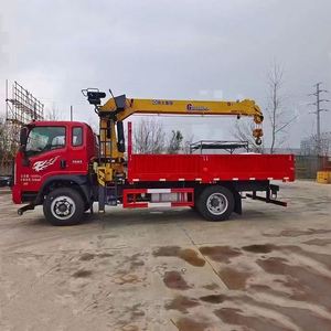 Grue à flèche droite Sinotruk de 7 tonnes pour la transplantation de semis de jardin - Product Image 6