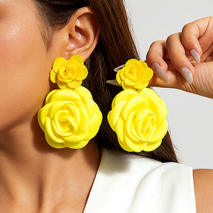 Pendientes de Flor con Estilo de Vacaciones de Verano, Ligeros y de Lujo, Diseño Simple y Exclusivo, Pendientes de Moda para Mujer, Joyería al por Mayor - Product Image 3