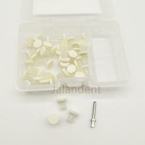 Nouveau disque imprégné de pâte <span class=keywords><strong>dentaire</strong></span> pour le polissage à haute brillance des restaurations composites directes ou indirectes - Product Image 3